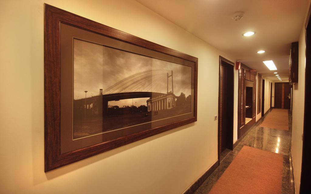 Hotel Metropole Kalküta Dış mekan fotoğraf